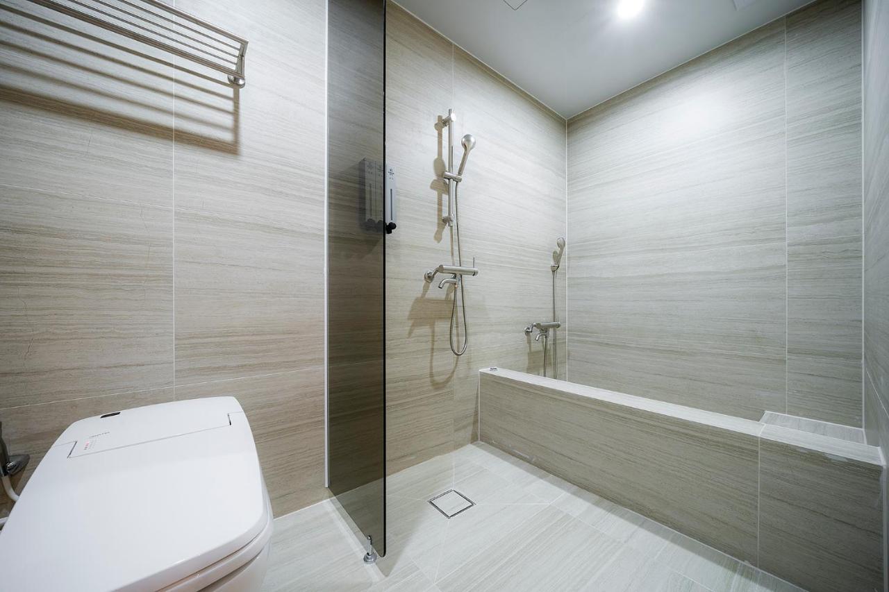 Brown Dot Hotel Pyeonghwa Plaza Mokpo Bagian luar foto