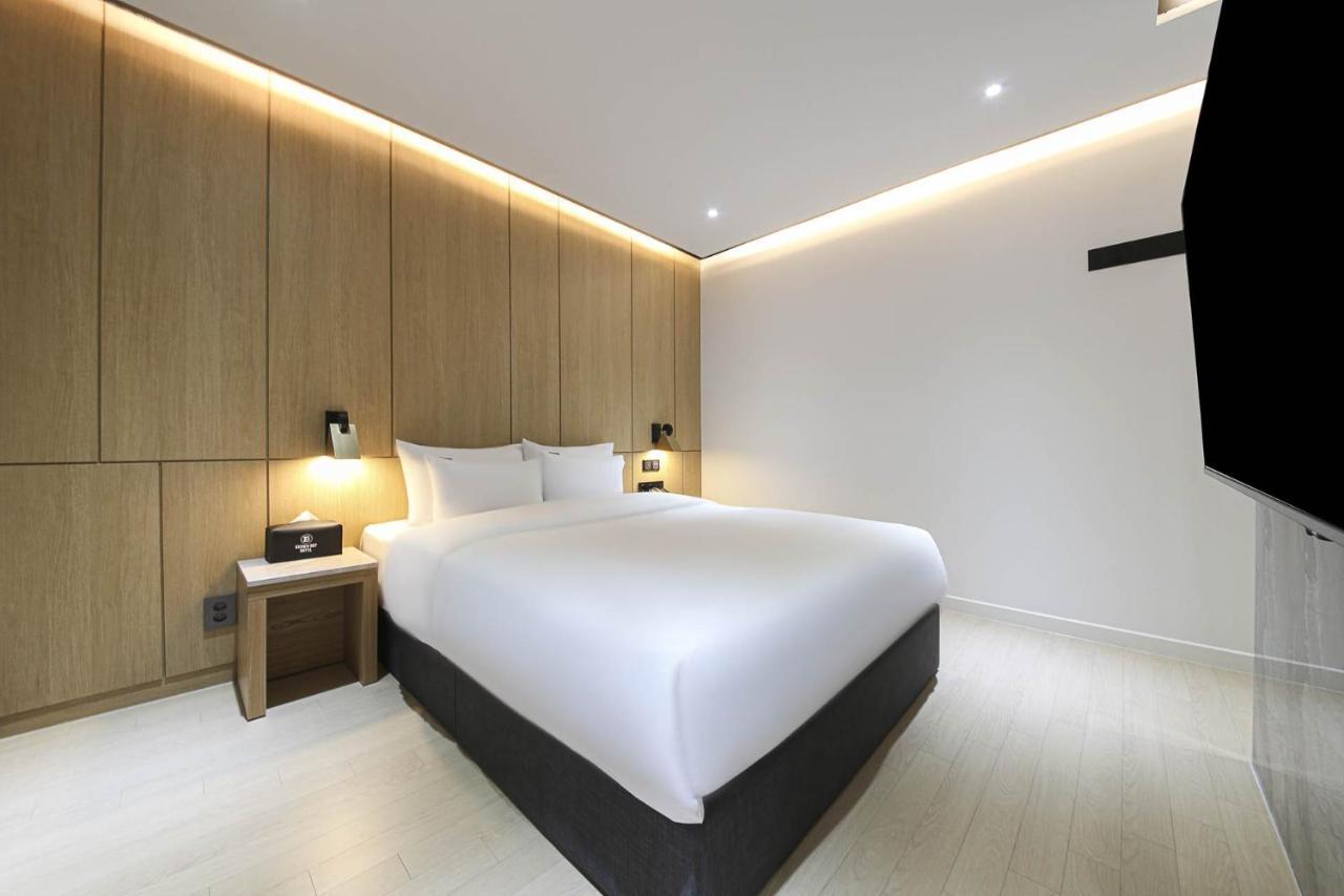 Brown Dot Hotel Pyeonghwa Plaza Mokpo Bagian luar foto